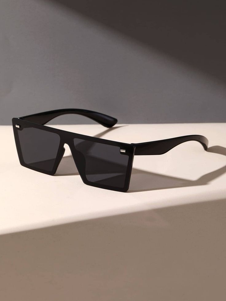 Sunglass Black 6087